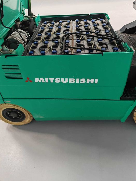 Stivuitor electric Mitsubishi cu 4 roți, 3500 kg, translație !