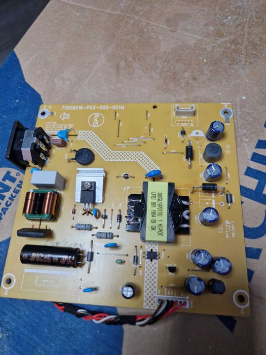 Power Supply 715G8516-P03-000-001M si Main board 715G8715-M0C-B00-004K