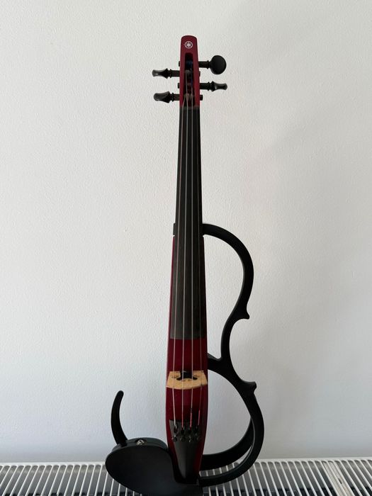 Vând Vioară Yamaha ysv 104 silent violin sau schimb cu alta Vioara