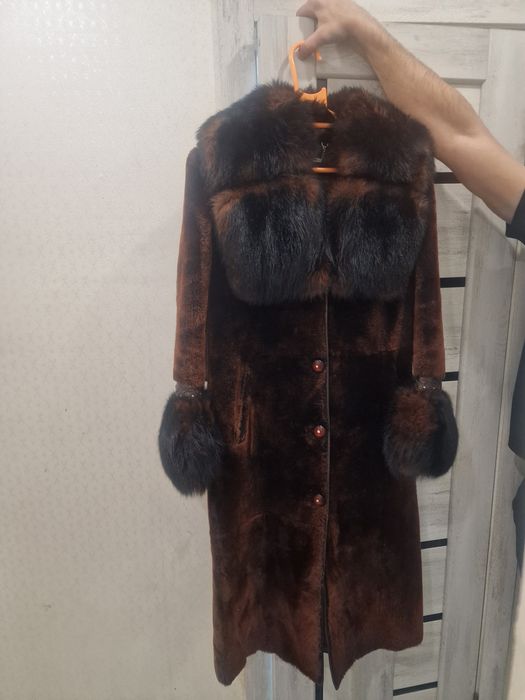 Продам  шубу   цыгейка/ мутон