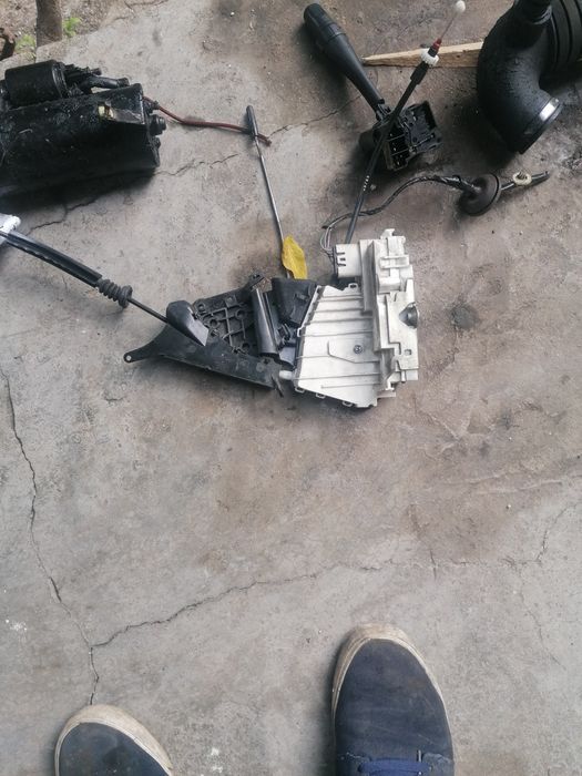 Лява брава за Mercedes B класа