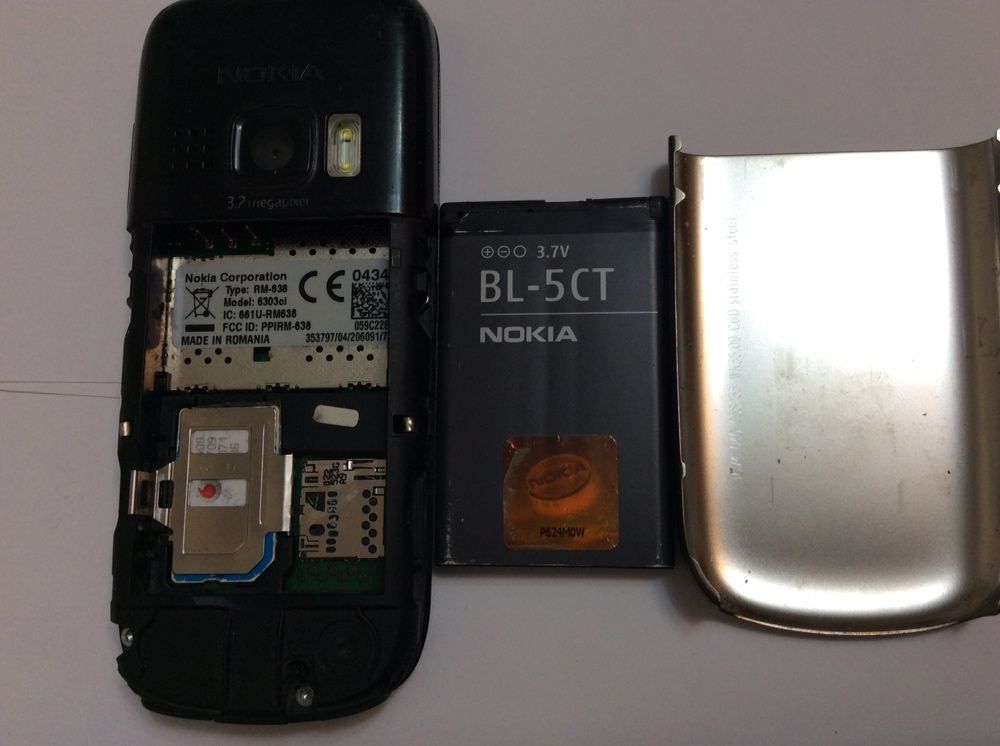 Nokia 6303 ci ,orice retea ,model clasic pe butoane, negru