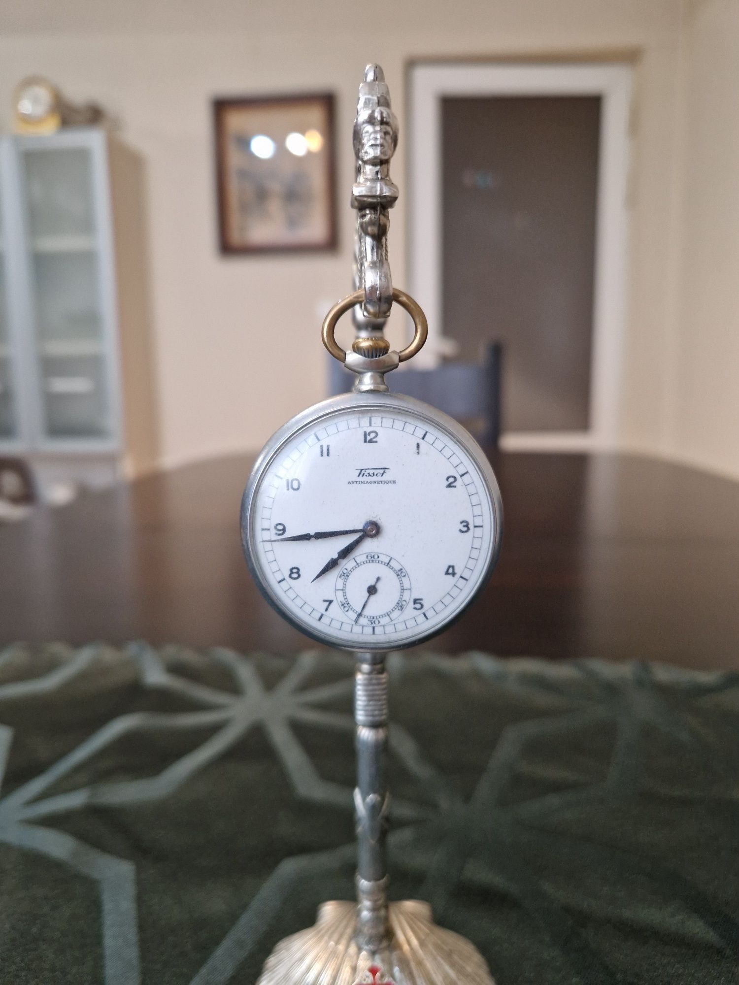 Прекрасен антикварен колекционерски швейцарски джобен часовник TISSOT