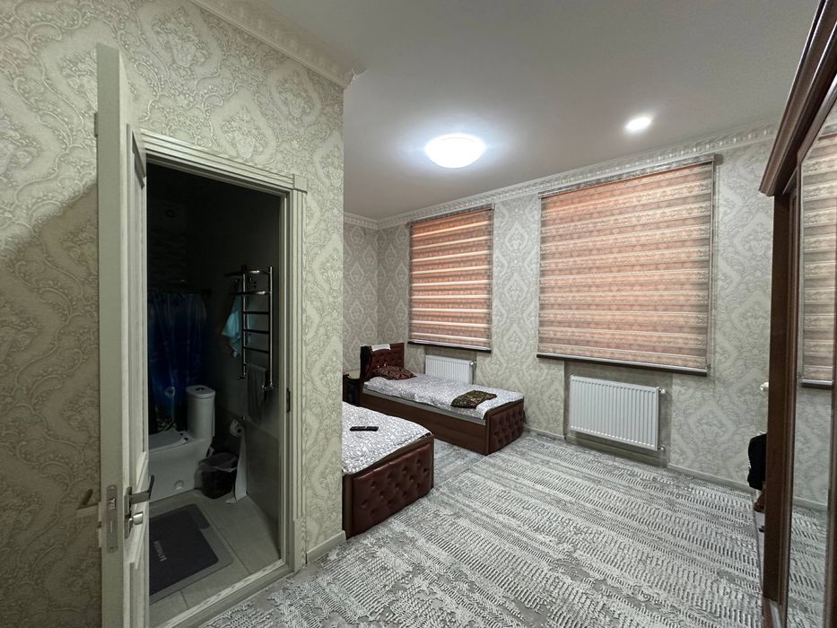 Уй сотилади 9,5 сотих