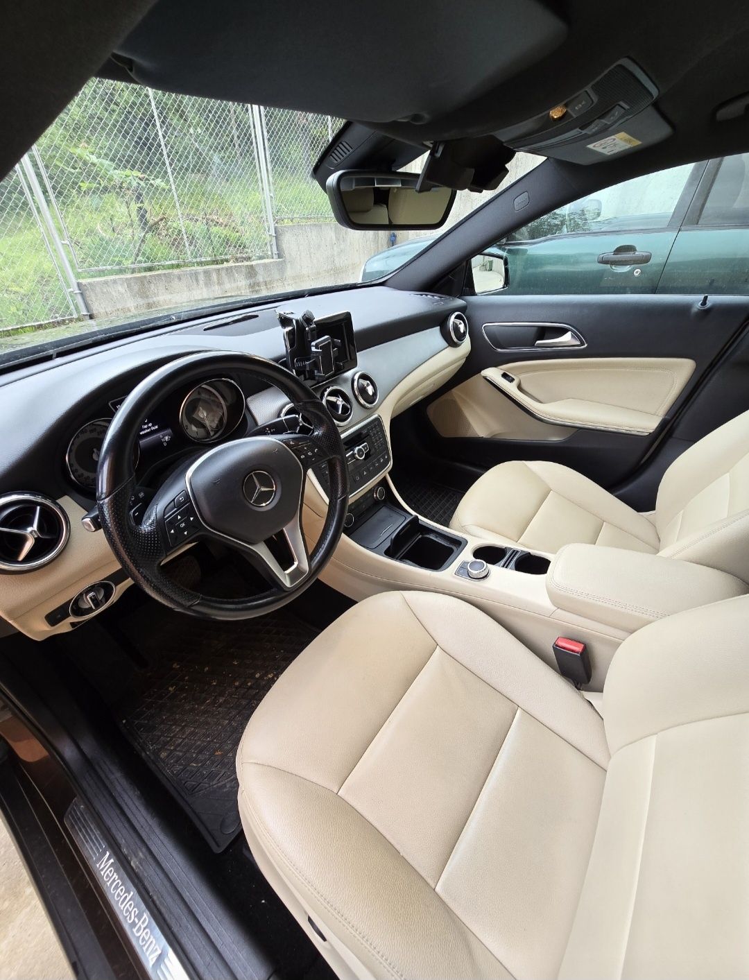 GLA 250 бензин в перфектно състояние
