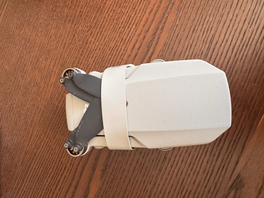 Продам дрон DJi 2 mini