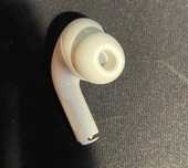 Правый наушник Airpods pro оригинал