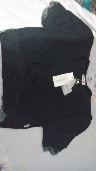 Продаю топ. Новый