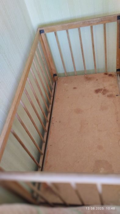 Детский кроватка