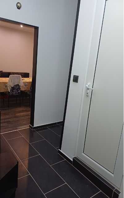 Продава се Тристаен апартамент в Варна, Аспарухово - 68 кв.м за 1986 €/кв.м - Снимка #2