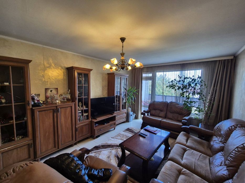 4-стаен апартамент за продажба в жилищна сграда в Разлог