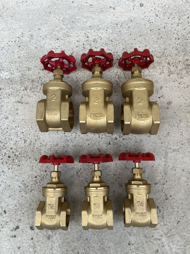 Vand robineti de bronz tip vana,de calitate,nefolositi,