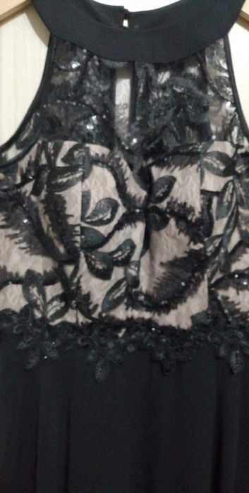 Официална рокля размер L