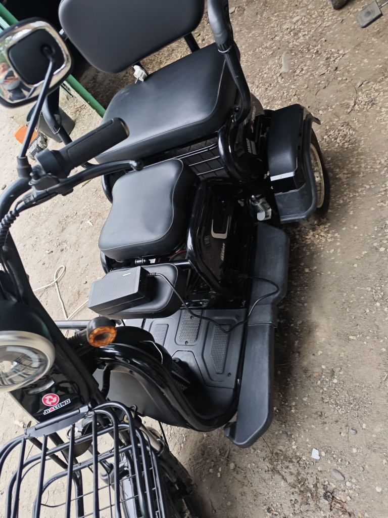 Продам почти новый
