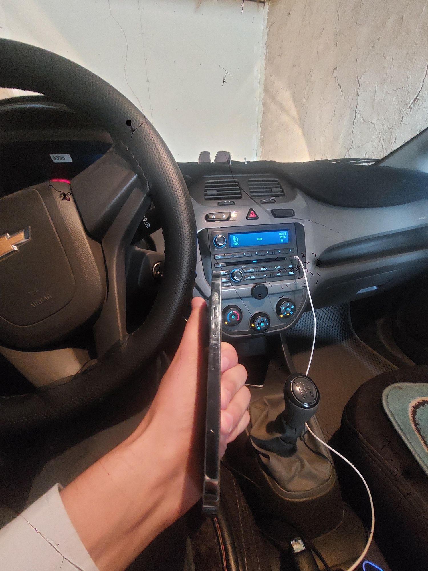 Ayfon 13 pro max radnoy