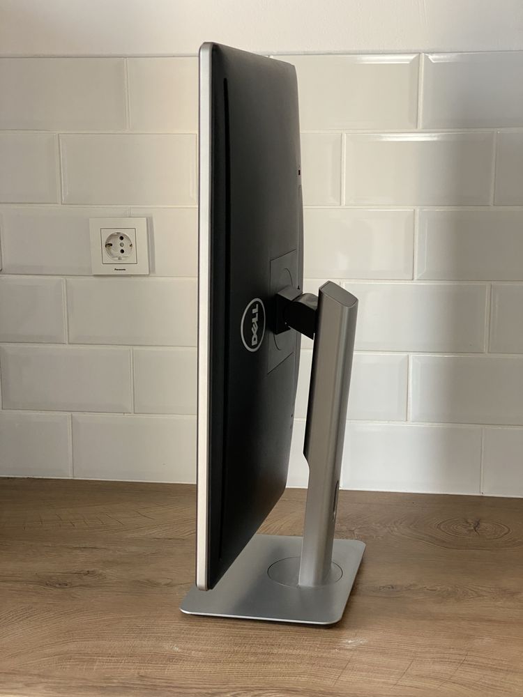 Монитор Dell P2314Ht
