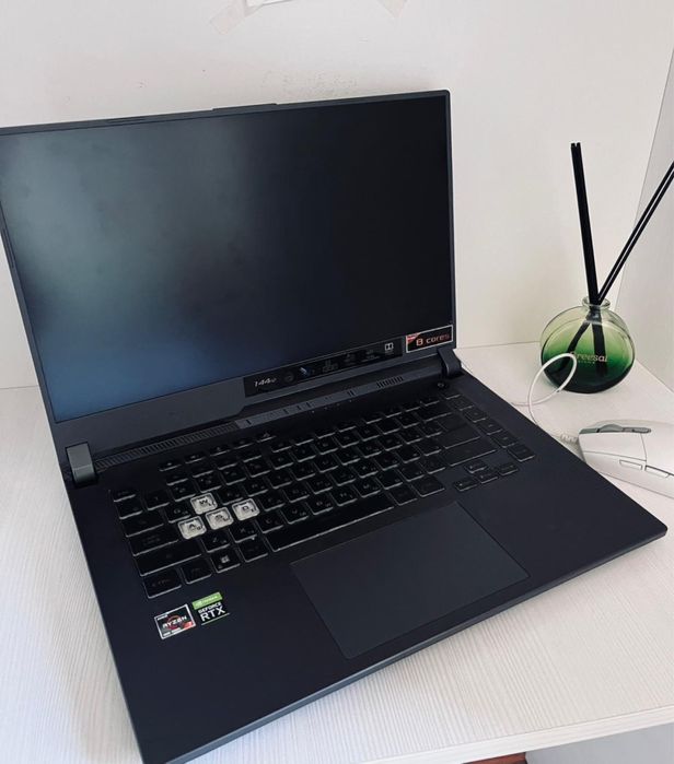 Игровой ноутбук asus rog strix