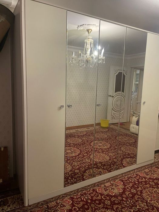 Продам шкаф  очень просторный