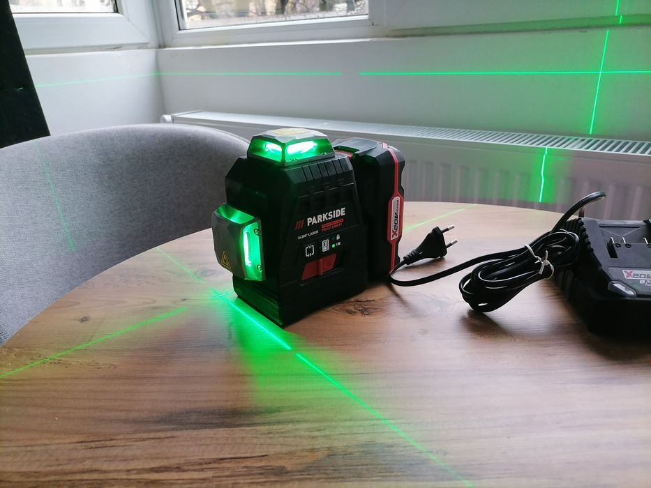 Nivela laser Parkside Performance