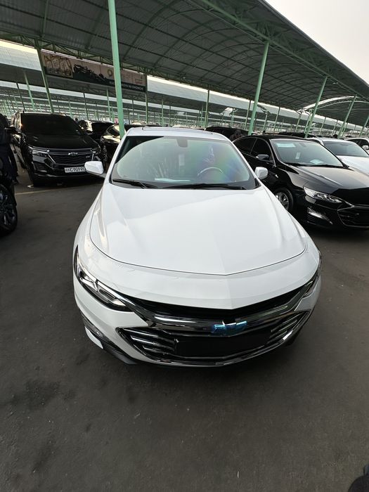 Malibu 2 premier 9.000km