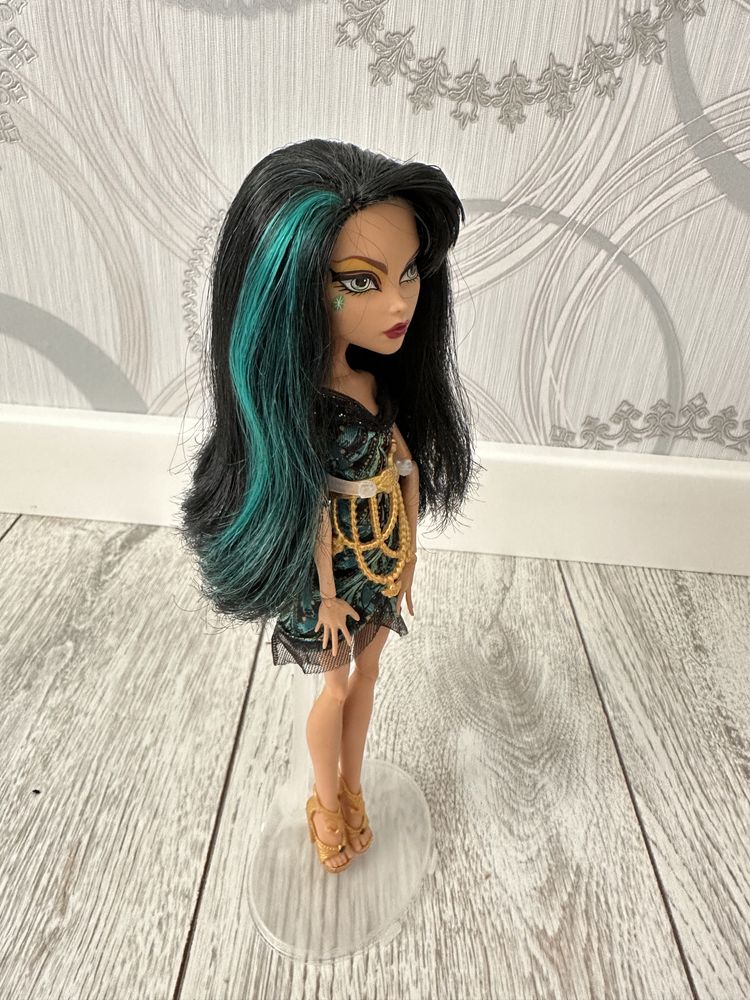 Продам куклу Monster high