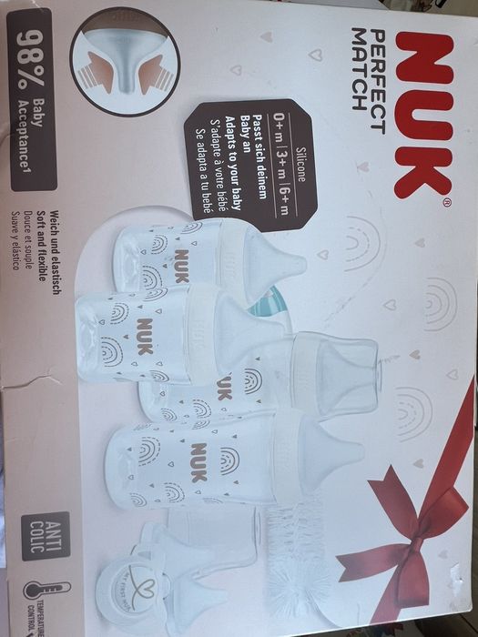 Комплект стъклени шишета Nuk Pefect Match - 8 части - НОВИ