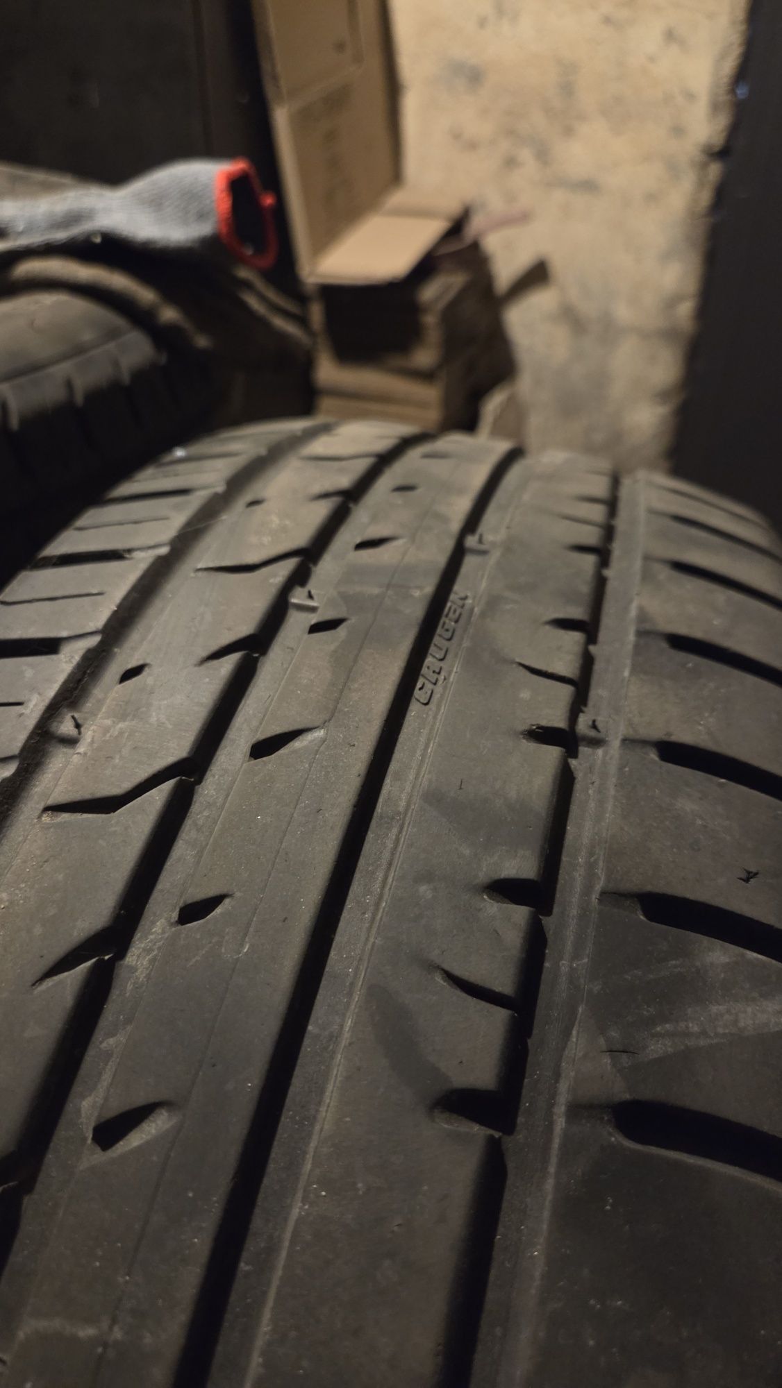 4 бр. Гуми Kumho 225/65/18