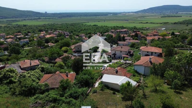 Ексклузивен, урегулиран поземлен имот за продажба, с прекрасна морска