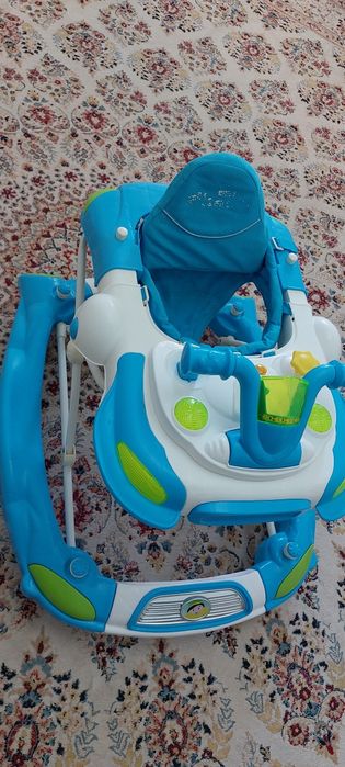 Детский ходунок в хорошем состояний