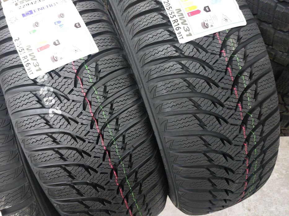 НОВИ зимни гуми MARSHAL 205/55/16 91T DOT 2724