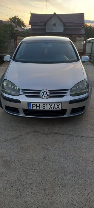 Vând Golf 5 1.4benzina
