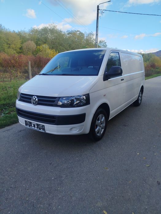 Vw T5 facelift 2014 2.0 TDI 140 cp climă varianta lungă import Germani