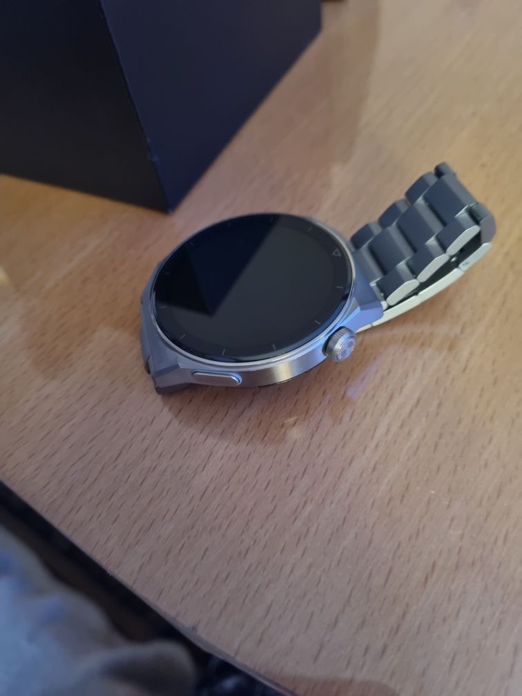 Часовник HUAWEI watch GT 3 pro