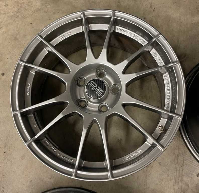 OZ Racing Ultraleggera 17 Zoll / 5x108