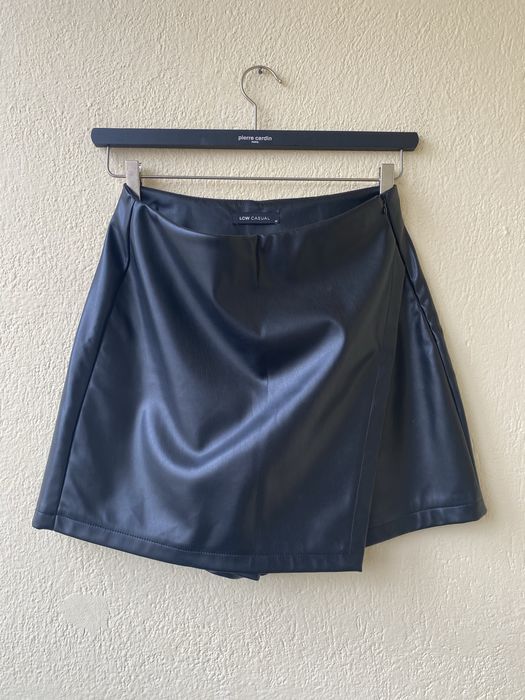 Кожени пола панталонки LC Waikiki - М