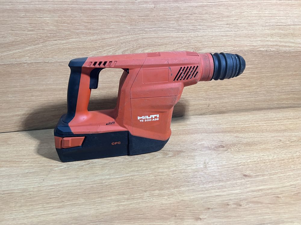 Demolator Hilti TE 300-A36