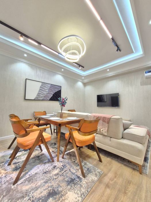 Продаётся КВАРТИРА 2/5/8 на 50м2 Застройщик "Via Port" Ор-р: ул Бабура