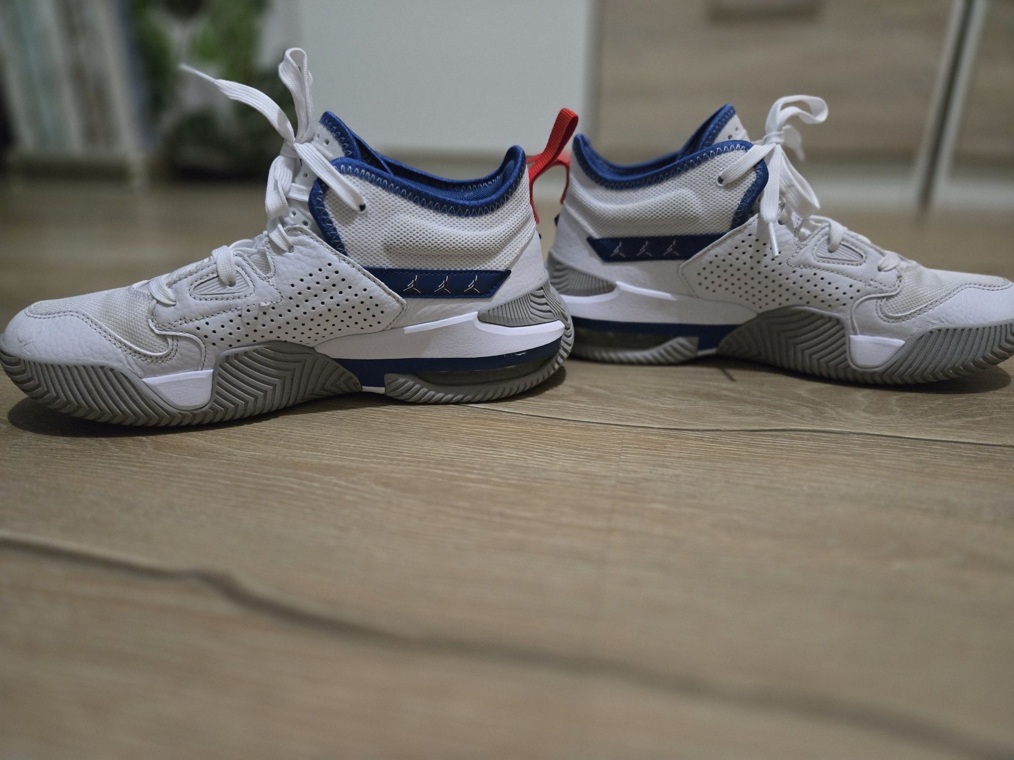 Jordan stay loyal 2