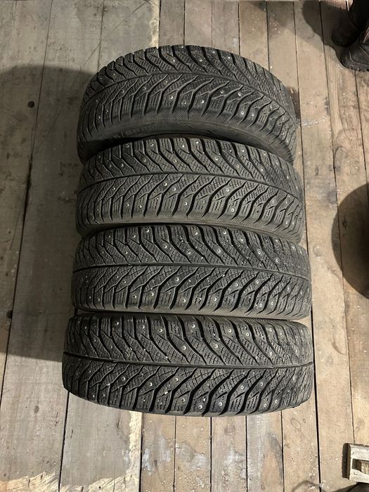 Продам комплект резины