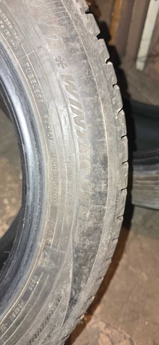 Зимни гуми Yokohama bluearth winter v906