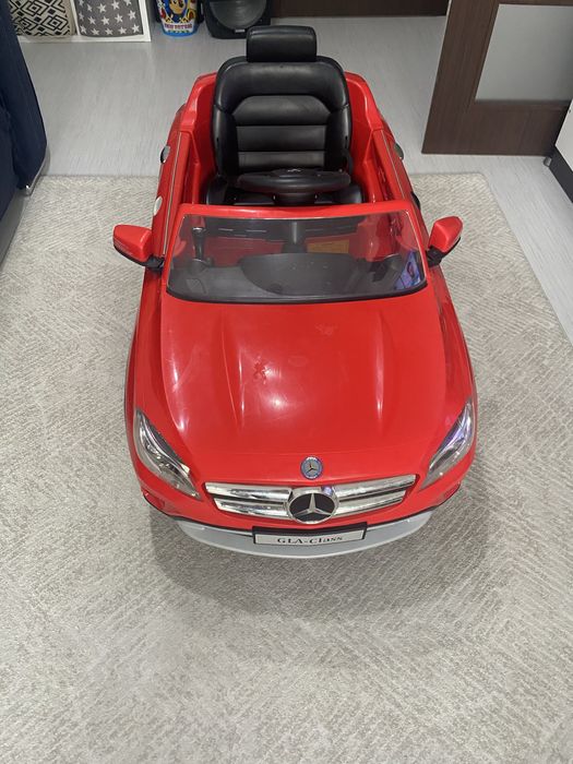 Masina Mercedes-Benz GLA-Class