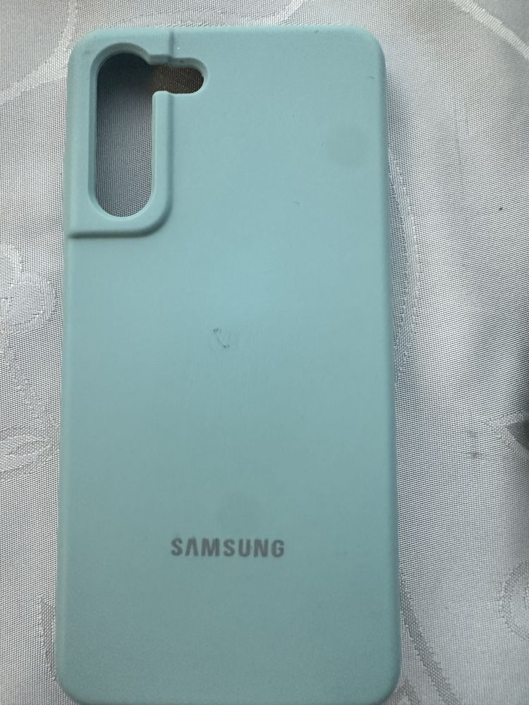 Samsung S21 FE + 5 бр. калъфи подарък