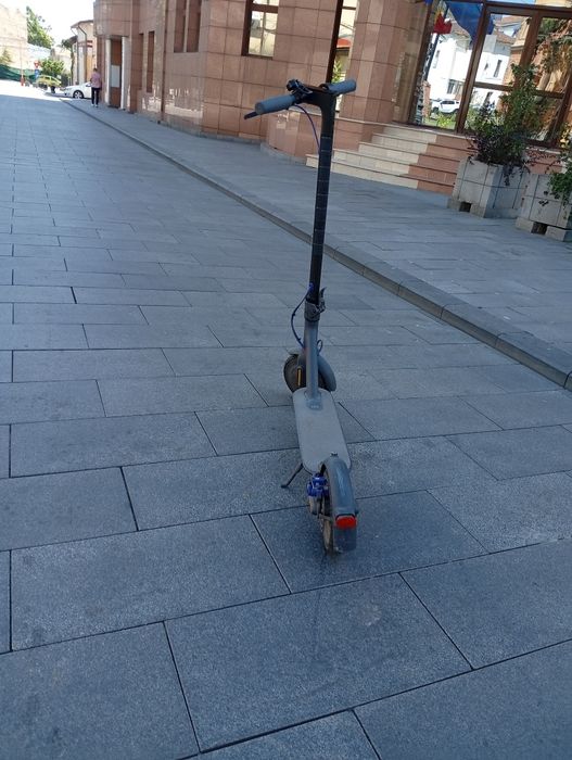 Xiaomi scooter 3 puțin folosit cutie încă în garanție