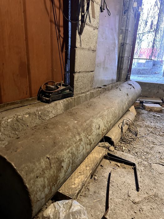 Продам металл трубу, водоногревательная система ,боллер. 220х32 см4 мм