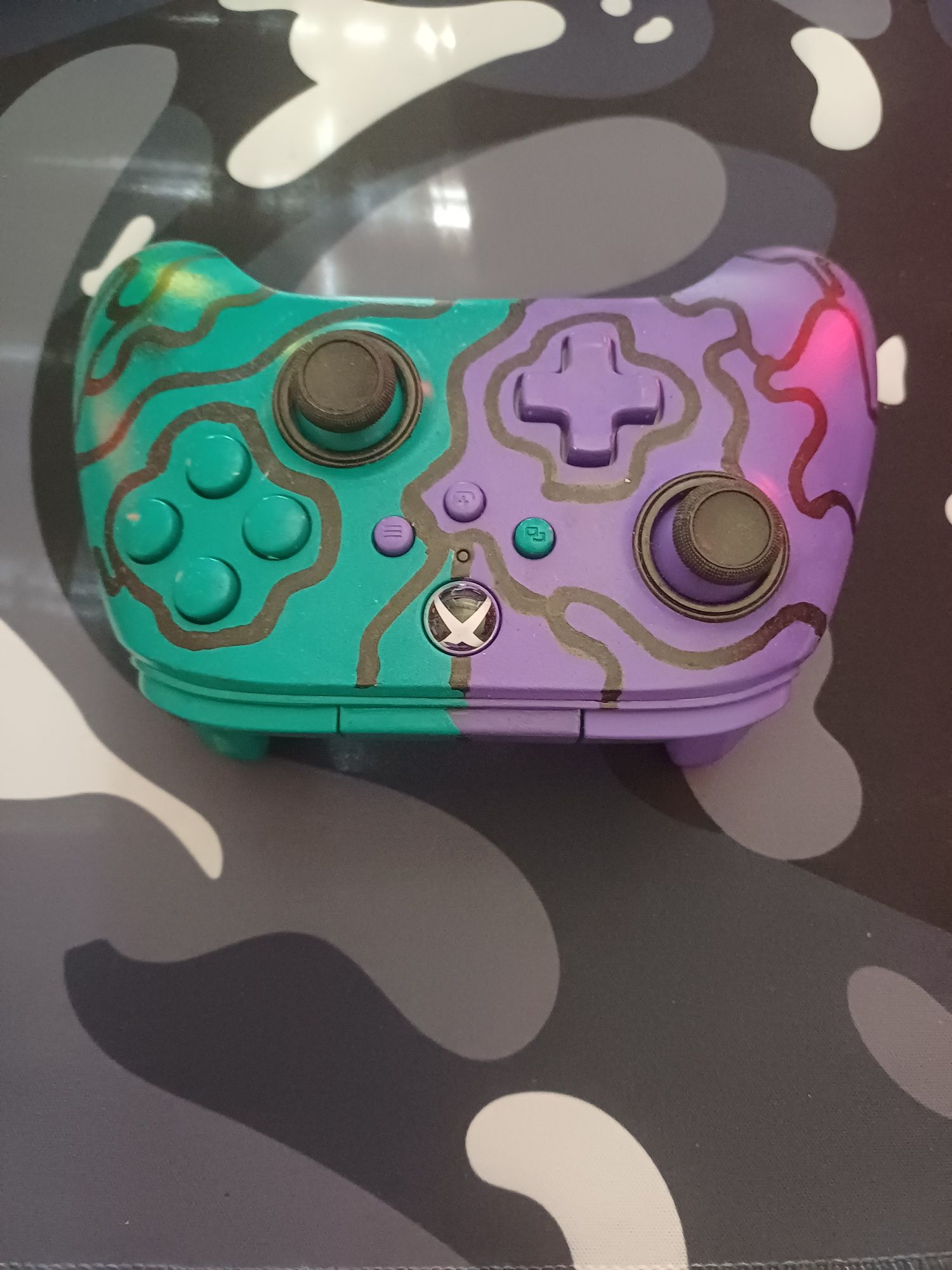 Custom Xbox controller.