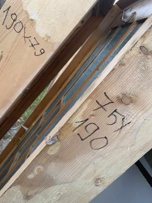 usi lemn masiv second hand