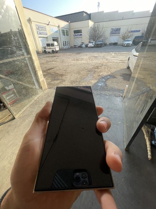 Samsung S24 ULTRA 12/512GB holati idial