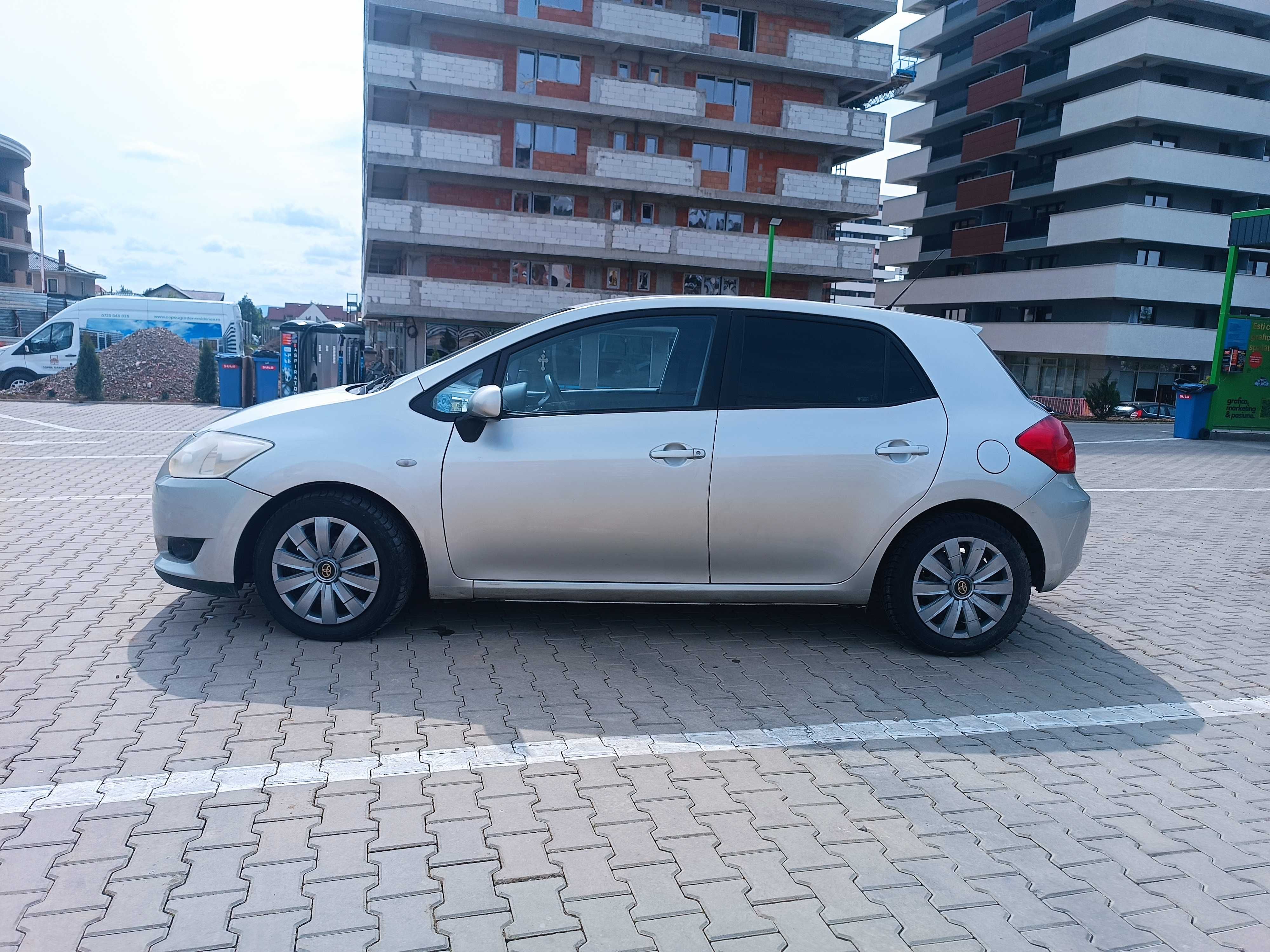 Auris 1.4 tdi. Posibil variante auto