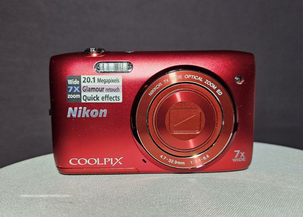 Цифровой фотоаппарат Nikon Coolpix