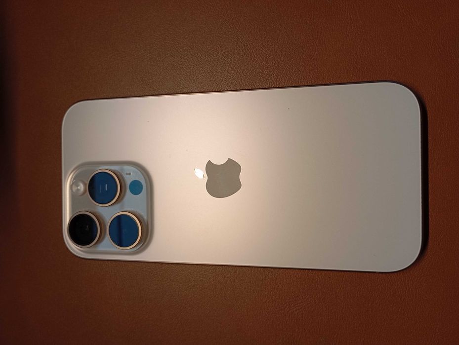 iPhone 16 pro 512GB Desert Titanium